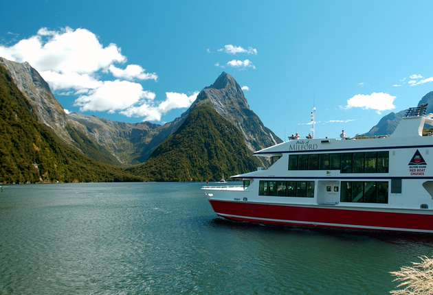 The spectacular geography and wildlife of Fiordland’s Milford Sound and Doubtful Sound are best experienced up close on a boat cruise. Find your perfect cruise today. 