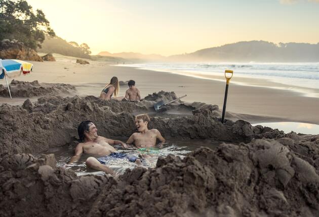 Hot Water Beach is a must do when you are visiting The Coromandel. Dig your own hot pool just metres from the Pacific Ocean. Read on to learn more about Hot Water Beach.