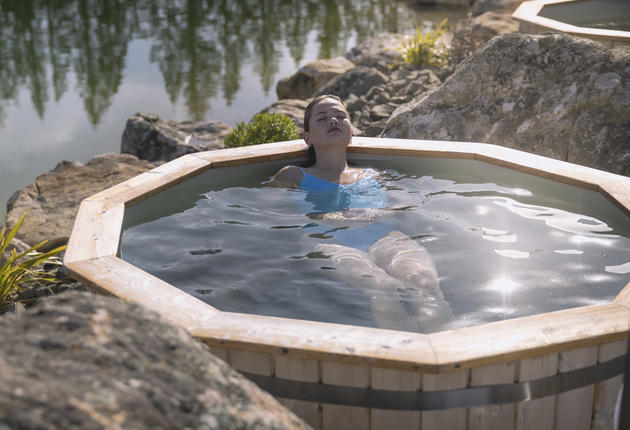 New Zealand's hot pools are naturally heated by the earth below. Soak in a thermal pool surrounded by mountains, forest or lakes. Or treat yourself to a relaxing therapeutic treatment in one of many New Zealand health spas. Find out more. 