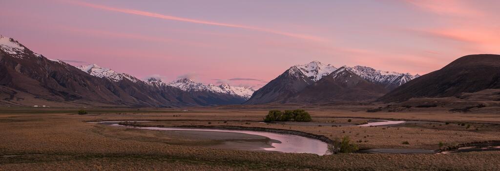 The Lindis, Ahuriri Valley