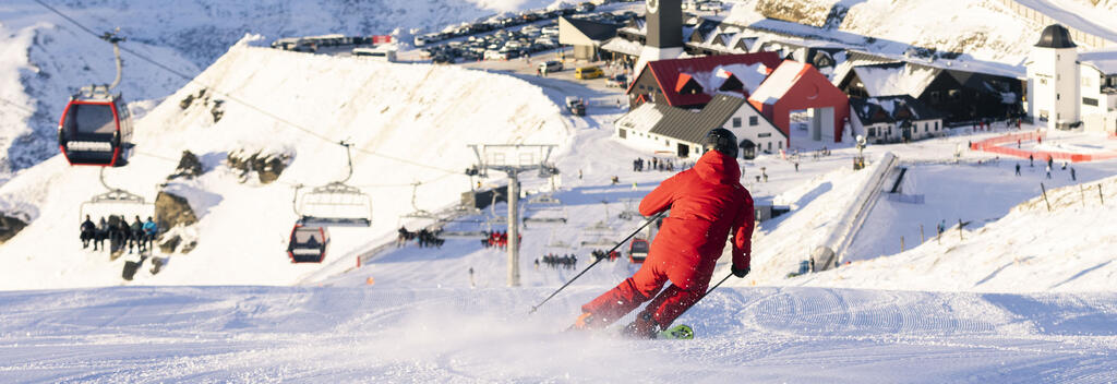 Skiing and Snowboarding at Cardrona Alpine Resort