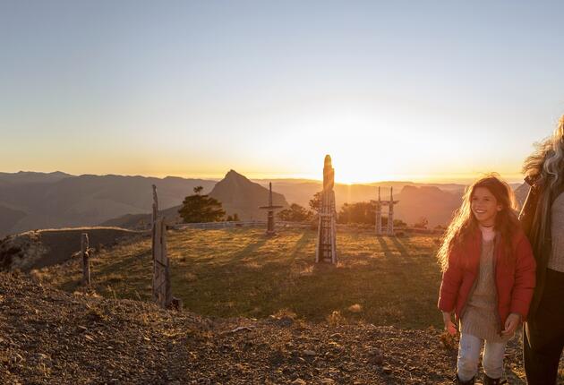 Learn about the history of New Zealand, from the early settlement by the Maori to the arrival of Europeans.