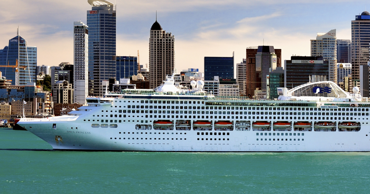 travelling to new zealand on a cruise ship
