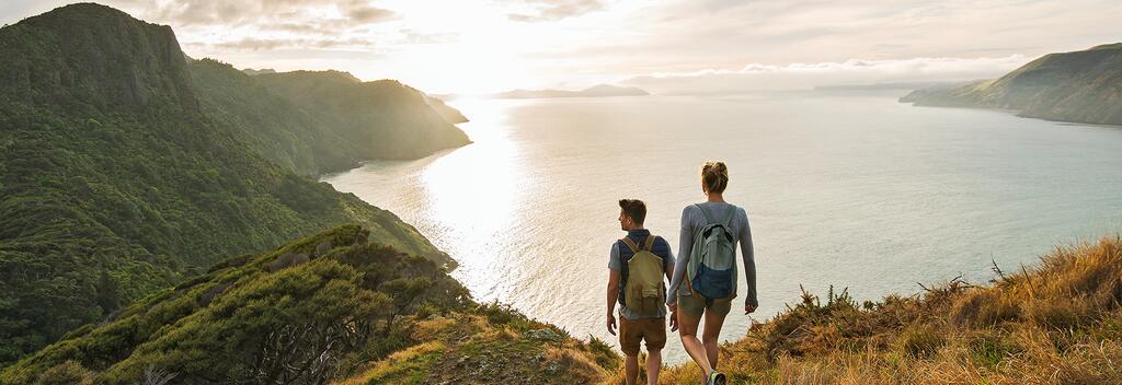 Wandern entlang Aucklands wilder Westküste