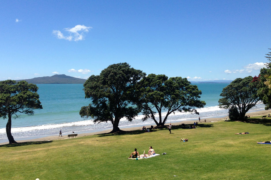 Takapuna Beach