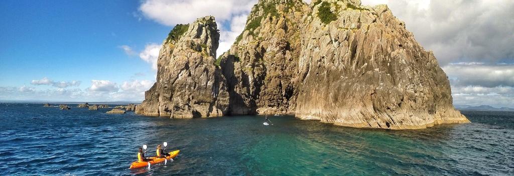 Kayaks at Karewa Island