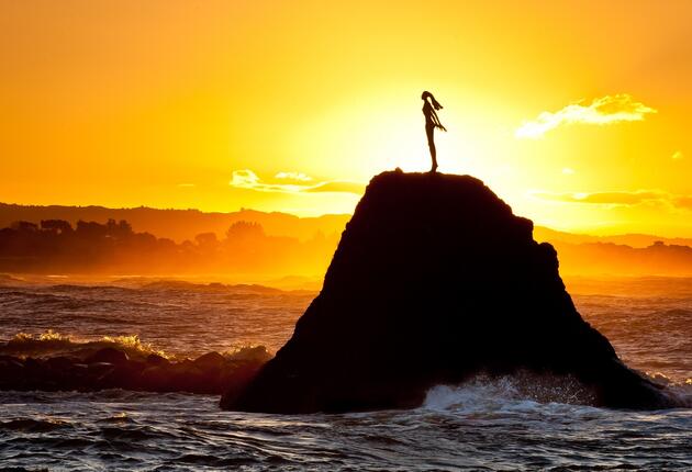 For around 55 days a year, Whakatāne records the highest temperature in New Zealand. This sunny town is known for fishing trips and beautiful beaches.