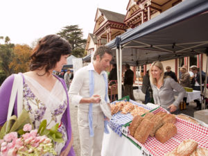 Akaroa is the only French settlement in New Zealand.