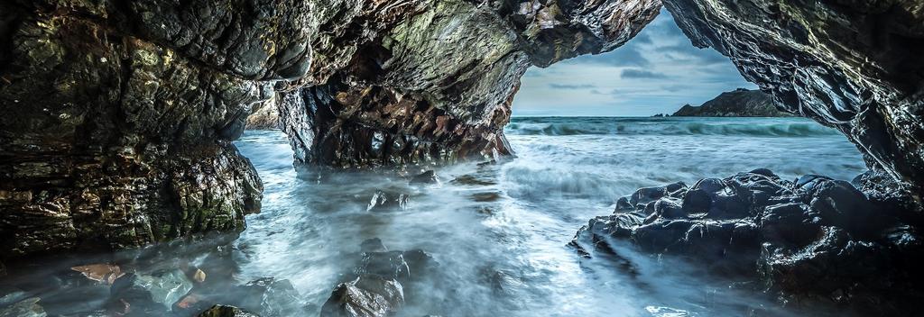 Nugget point cave