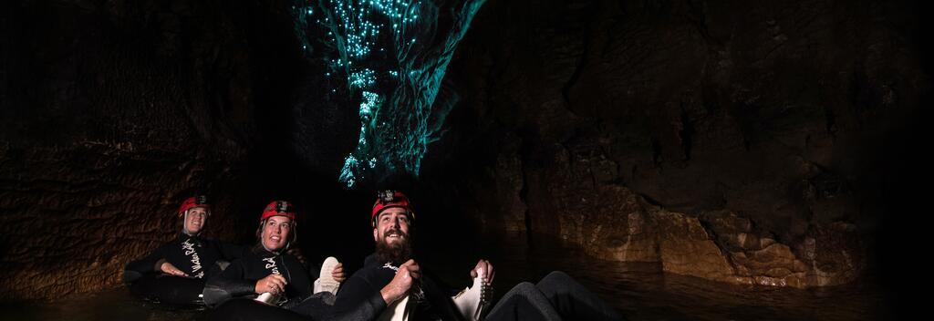 Black Labyrith Tour, Waitomo Höhlen