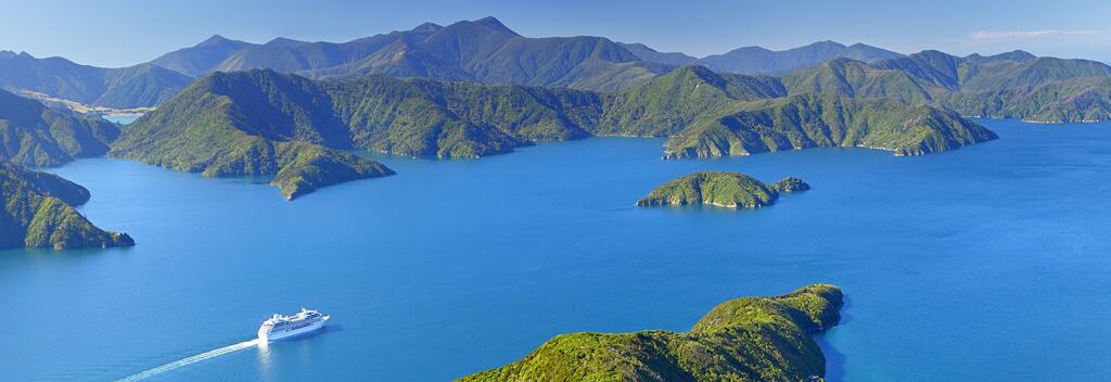 Cruising in the Marlborough Sounds