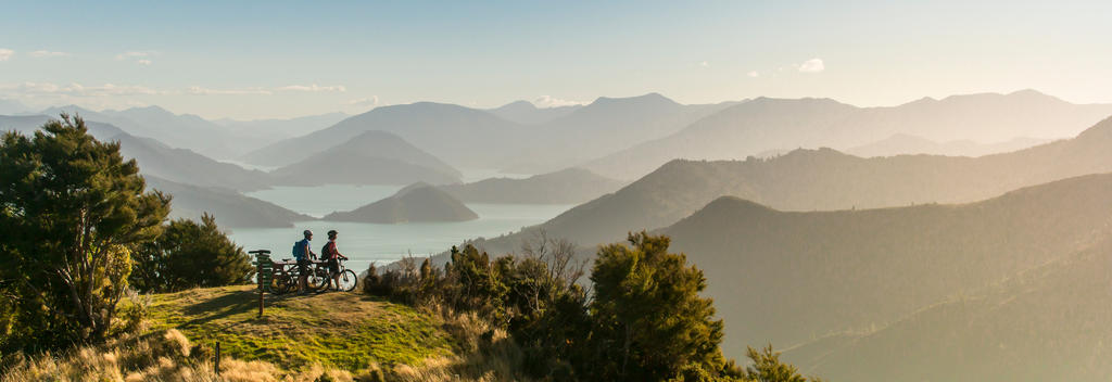 Marlborough Sounds by bike