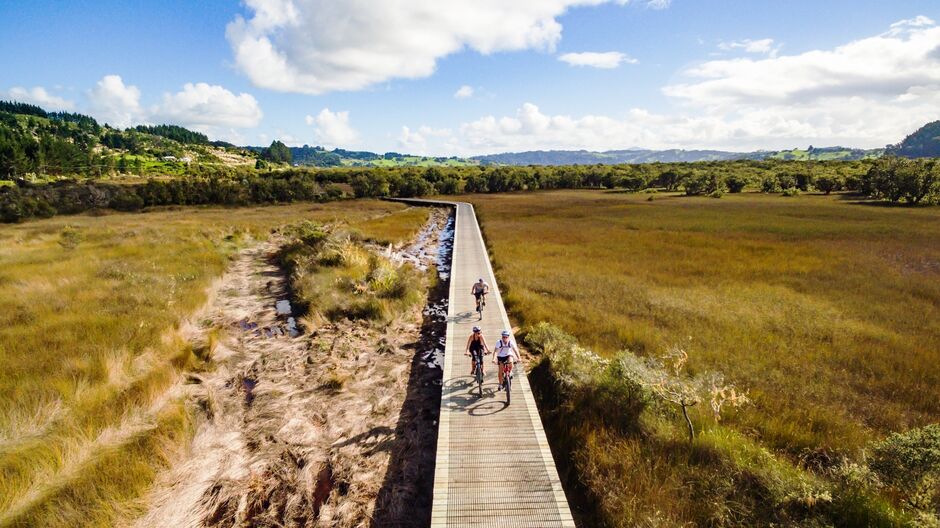 Pou Herenga Tai – Twin Coast Cycle trail