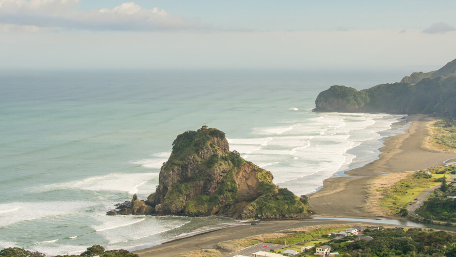 Piha Beach