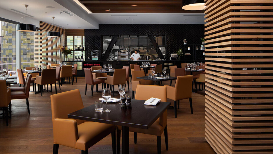 Rydges Wellington Airport Restaurant - Whiskey Lima Golf