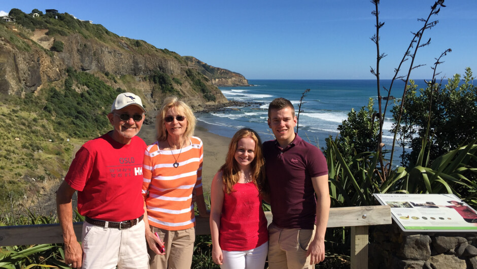 Maori Bay, Muriwai Beach