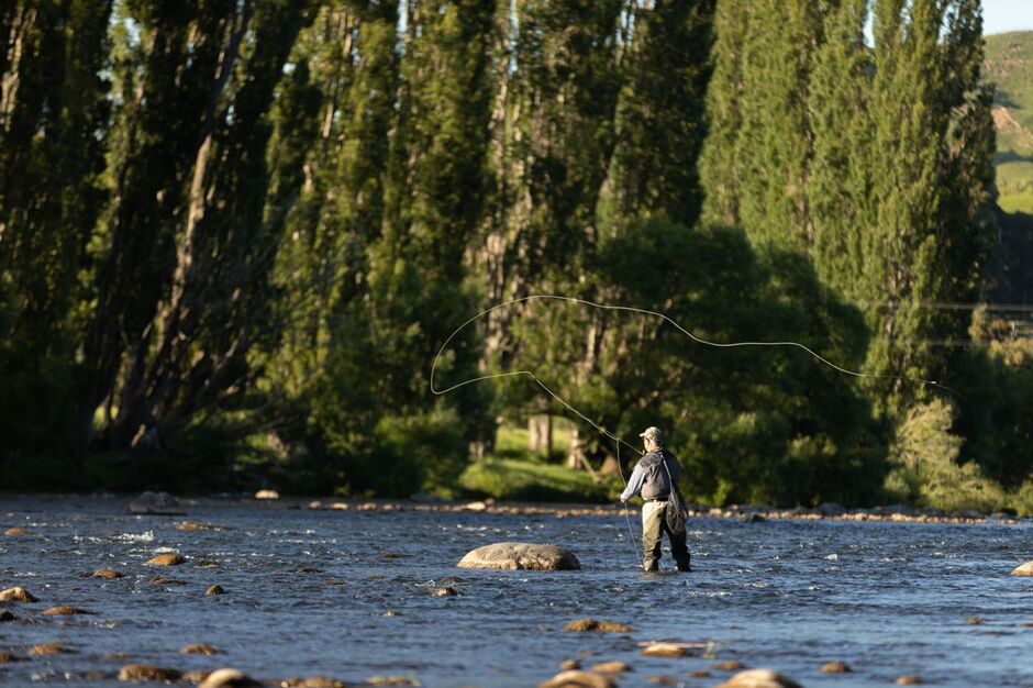 Fly fishing Taumarunui 