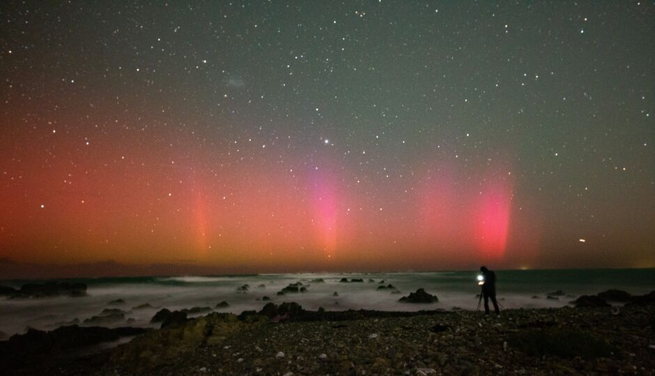 Aurora on Wellington's south coast