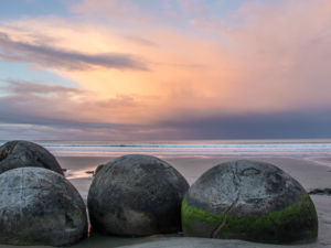 Moeraki Boulders beach