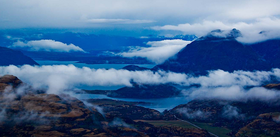 With Eco Wānaka fly like the eagles and land on a glacial peak, then hike down through cliffs, canyons and rivers as Bilbo and the dwarves did.