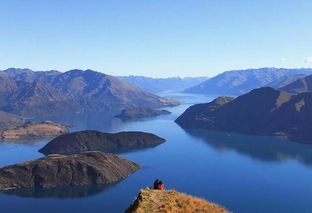 With stunning panoramic views across Lake Wānaka, Roy's Peak is a great way to experience true South Island beauty.