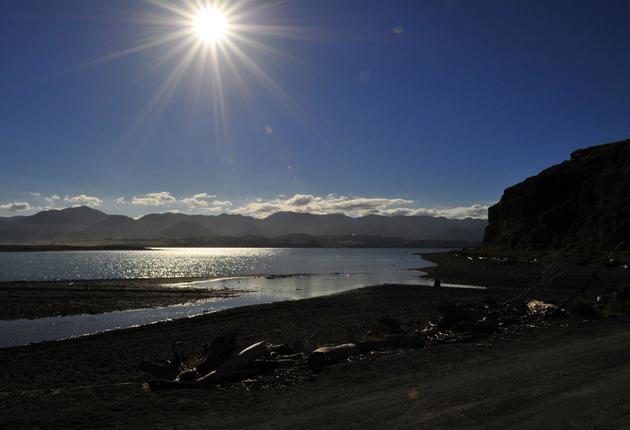 Lake ferry 