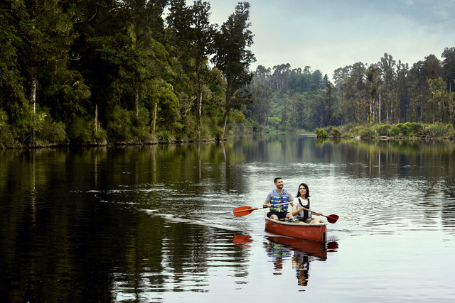 Things To See And Do In Moana Lake Brunner New Zealand