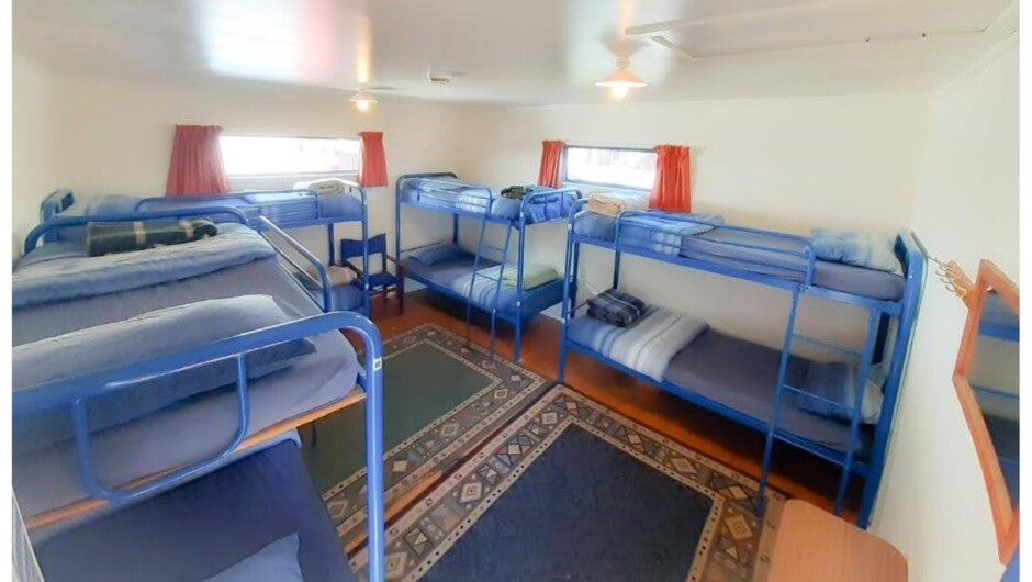 8 Bed Mixed Dorm Room 4