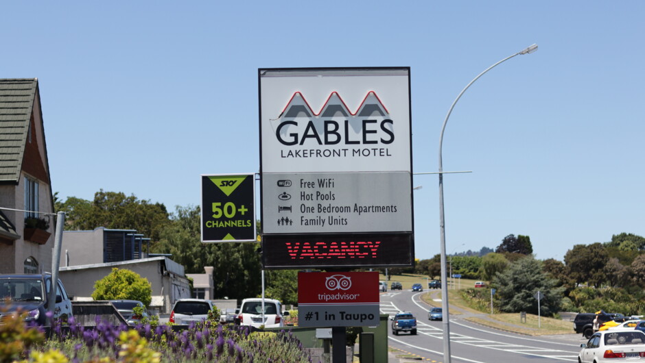 Gables Lakefront Motel