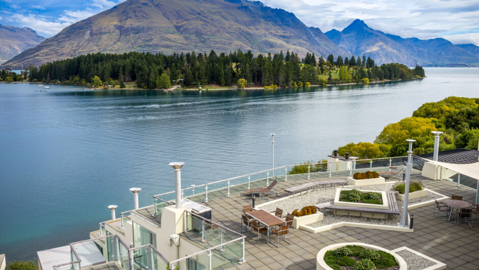 Oaks Queenstown Club Suites - Courtyard