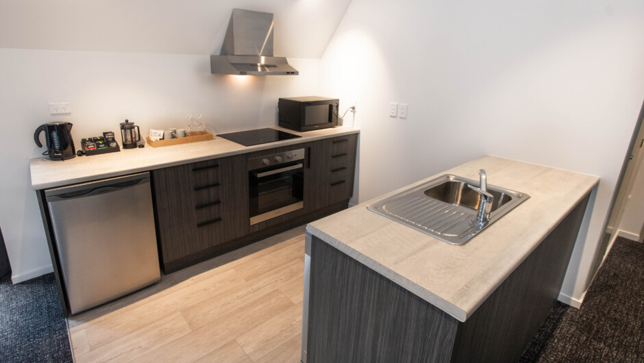 1 Bedroom Apartment kitchen