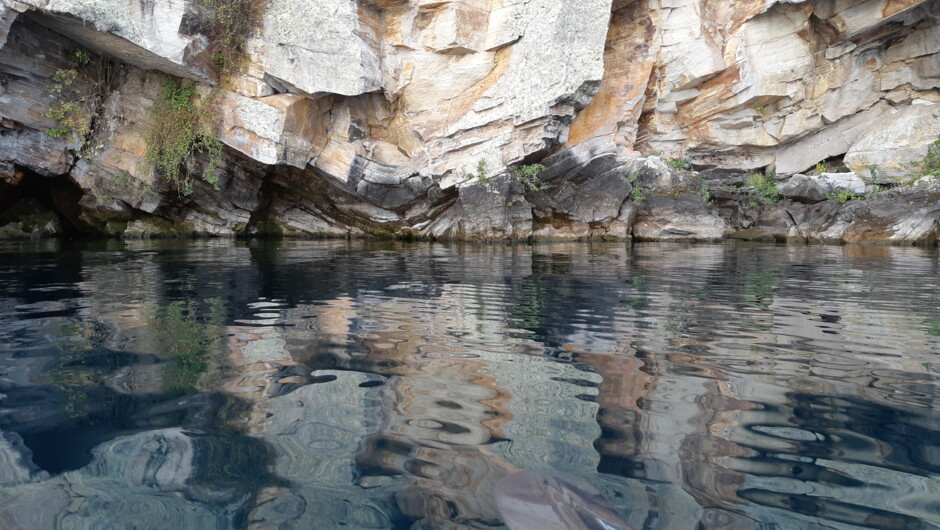 Kayaking through the Western Bays - Kawakawa Bay to Kinloch with Taupo Kayaking Adventures