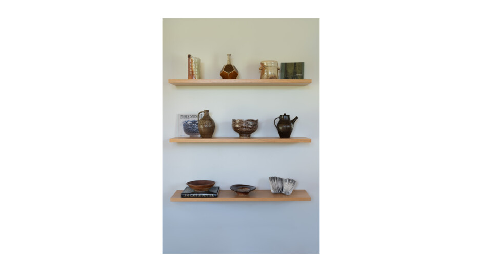 The gallery at Coxs Vineyard has a large selection of mid century NZ pottery which can be found on the gallery website.
