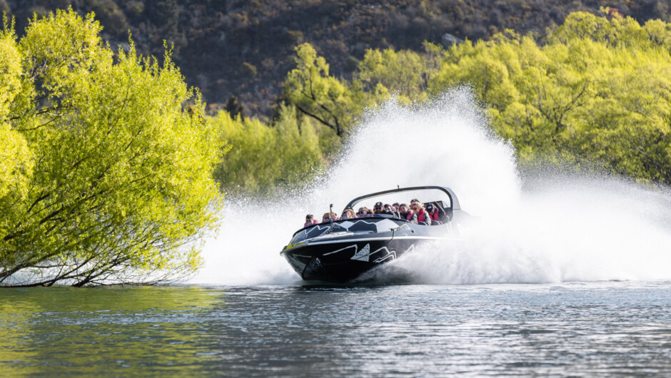 Speed down the iconic Kawarau River