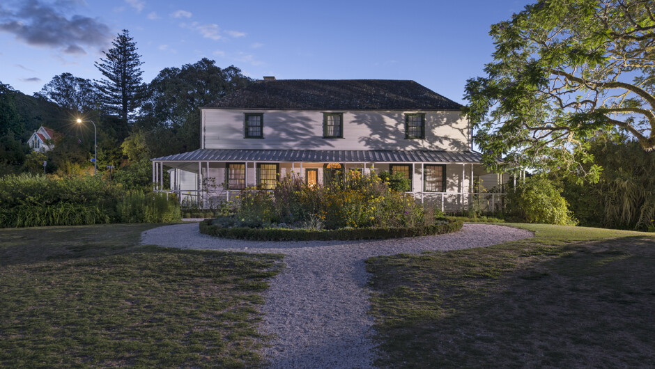 Kemp House - New Zealand's oldest building, completed in 1822.