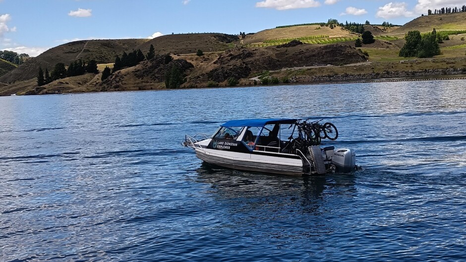 The Dunstan Explorer can seat 15 passengers and carry 10 bikes. The awning ensures that you stay warm even in Winter the Skipper gets out the blankets and hot water bottles to ensure that you stay toasty warm.