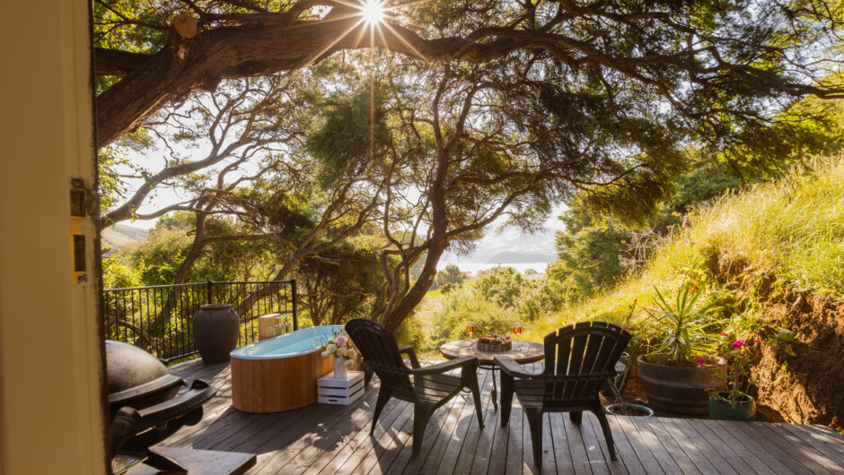 Manuka Hut