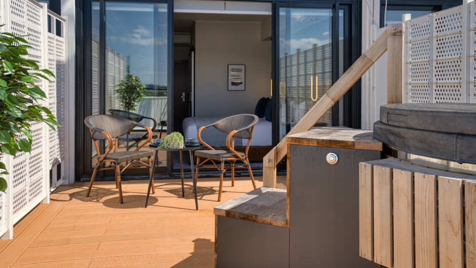 Soho Hotel Auckland Spa Suite Hot Tub