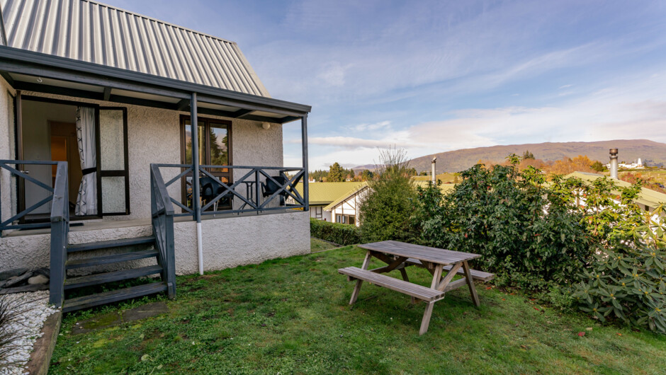 Central Wanaka Retreat - Wanaka Holiday Home