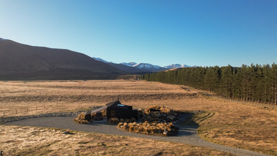 Skylark Cabin offers private luxury accommodation in New Zealand's beautiful South Island