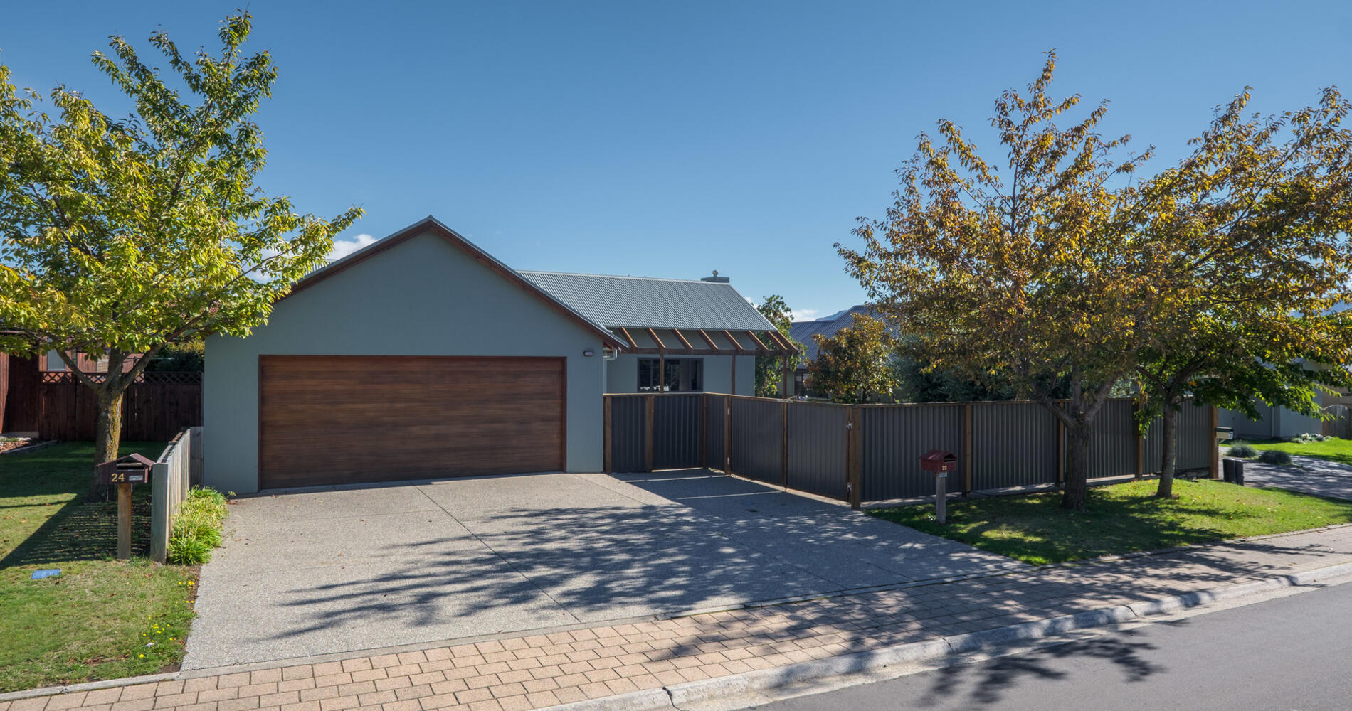 Meadowstone Family Retreat - Wanaka Holiday Home 