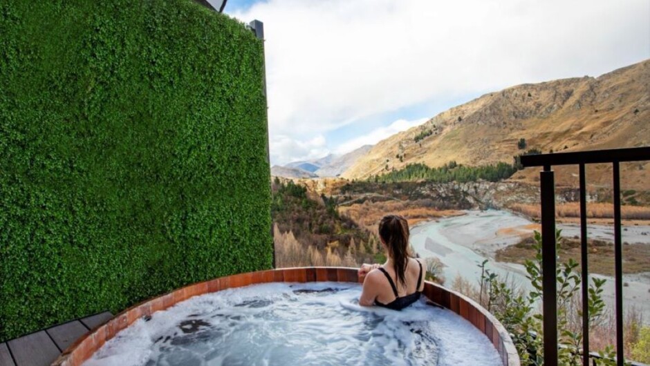 Our Outdoor Onsen hot tubs are exclusive-use pools, surrounded by beautiful planting to provide partial seclusion from fellow bathers as you take in the incredible views.