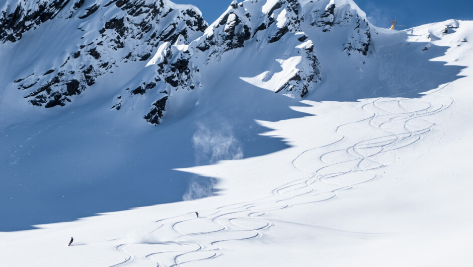 Fresh Tracks | Heli Skiing