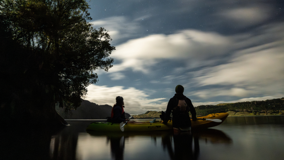 Stargazing by kayak