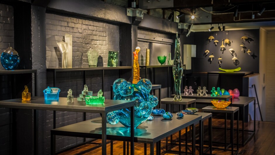 New Zealand Glassworks Gallery | Activity in Whanganui, New Zealand