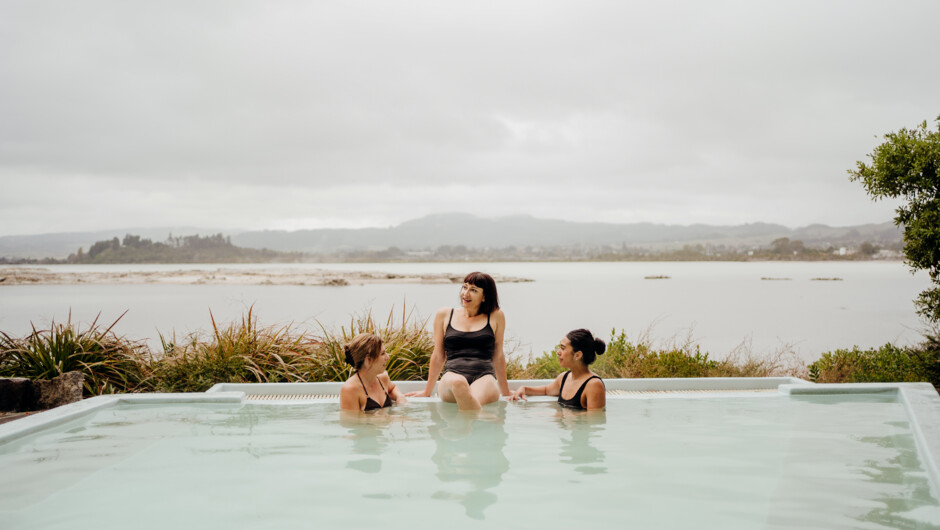 Polynesian Spa - Tranquil and Therapeutic Water from two natural springs