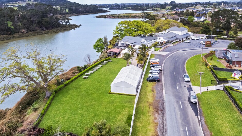 The Riverhead Tavern Sea Kayak Tour | Activity in Auckland, New Zealand