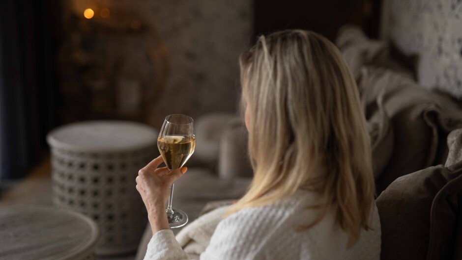 Every treatment includes a glass of bubbles or herbal tea to enjoy in the relaxation room.