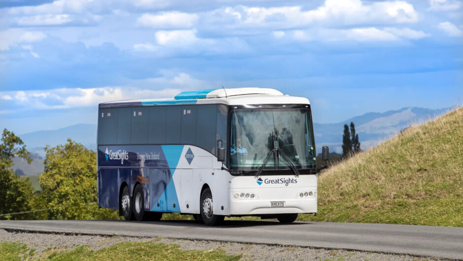 New Zealand coach tour