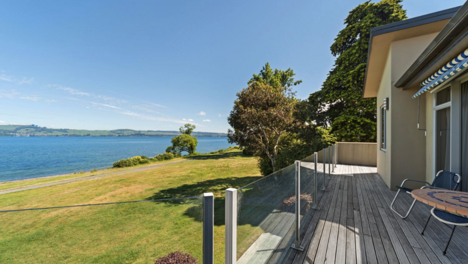 Lakeside Vistas Magic - Rainbow Point Home